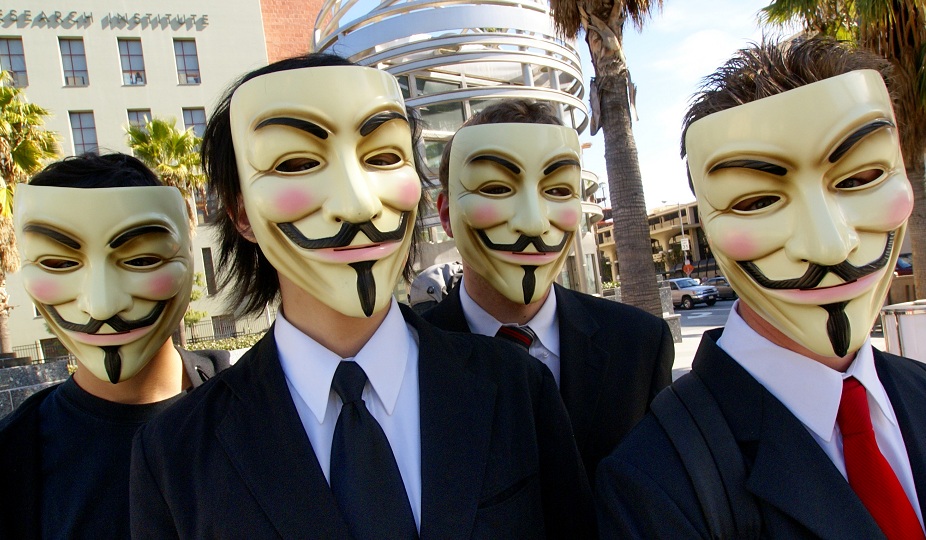 Свои итоги за прошедший год подвела международная группа хакеров Anonymous  
