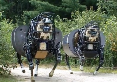 В США испытывают боевых-роботов
