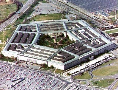 Пентагон будет сокращать рабочие дни своих сотрудников