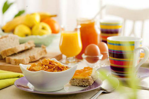 Американские ученные выяснили, что плотный завтрак ведет к потере веса