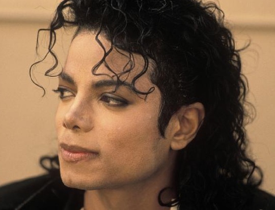Майкл Джексон самая богатая знаменитость после смерти
