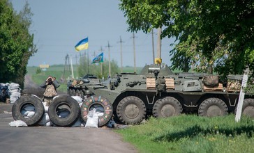 Украинская Хунта не выпускает детей из Славянска