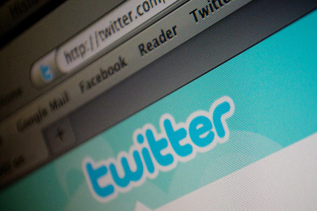 Сервис Твиттер все более популярен у американских подростков