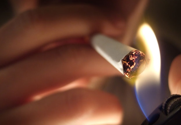 В двух западных штатах США курить можно с 21 года
